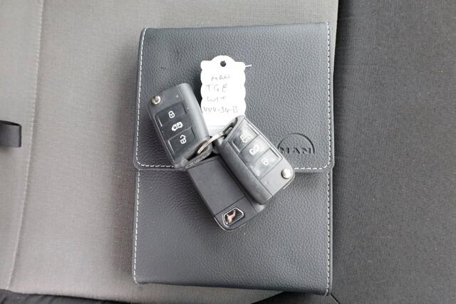 MAN TGE 3.140 2.0 140pk L3H3 (L2H2) DSG-Automaat Airco/Camera 06-2023