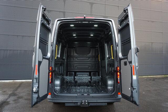 MAN TGE 3.140 | L3H3 | BPM vrij | ACC | App-Connect | Camera | Stoelverwarming | Trekhaak | FACELIFT