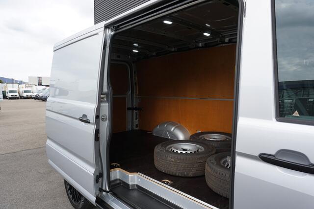 MAN TGE 3.180 | AUT 4x4 | L3H2 | ACC | App-Connect | Camera | Navi | Trekhaak | Stuur- en Stoelverwarming