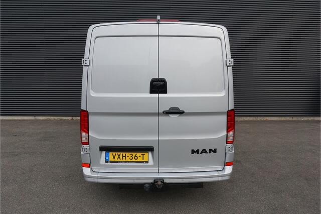 MAN TGE 3.180 | AUT 4x4 | L3H2 | ACC | App-Connect | Camera | Navi | Trekhaak | Stuur- en Stoelverwarming