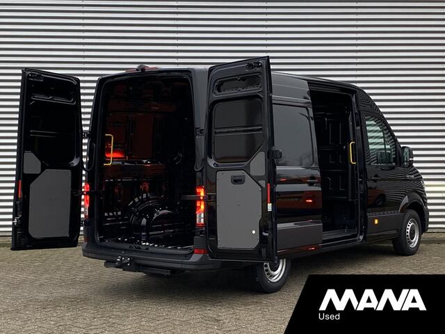 MAN TGE 3.180 L3H3 Automaat 180PK Zwart NIEUW MODEL ACC LED Trekhaak Carplay Camera Airco Navi Bluetooth