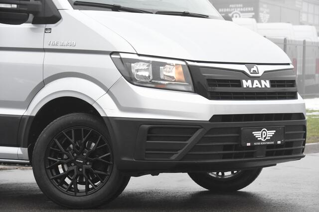 MAN TGE 3.140 35 2.0 L3H3 PB Edition Camera, Carplay, 140pk, Multimedia, 3000kg Trekhaak, Laadruimte pakket, Uniek!