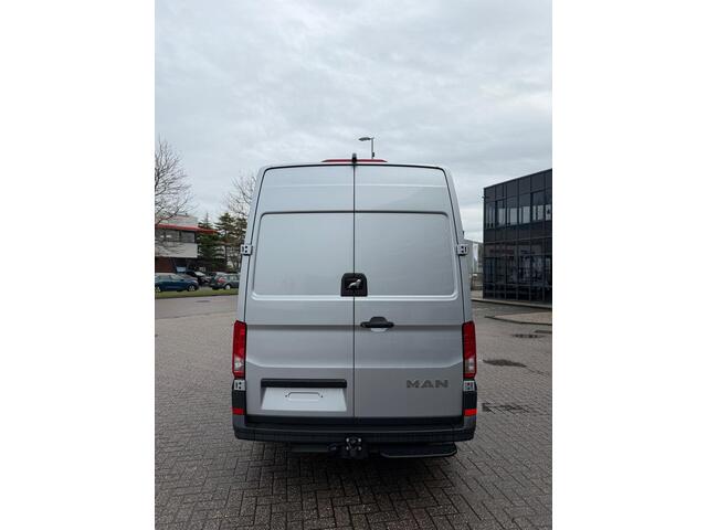 MAN TGE MAN TGE 3.140|2.0 TDI 141PK|L3H3|8-traps Automaat