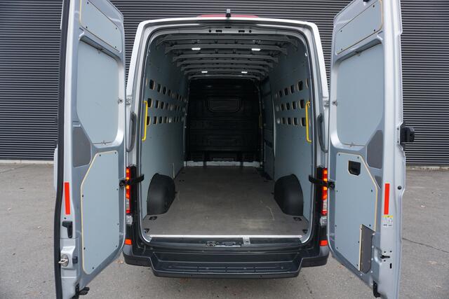 MAN TGE 140pk Automaat L4H3/L3H2 Apple carplay Camera Navigatie Parkeersensoren 3-Zits