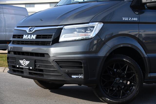 MAN TGE 2.0 L3H3 PB Edition Camera, Cruise, Carplay, LED, Clima, Stoelverwarming, Trekhaak, 140pk, Sensoren, Leder, Uniek!