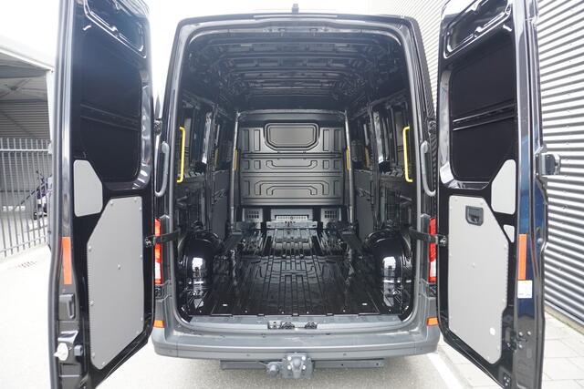 MAN TGE Man TGE 3.140 L3H3 Hoog Aut 2 schuifdeuren 35 2.0 Standaard L3 Hoog FACELIFT Commander BOMVOL!