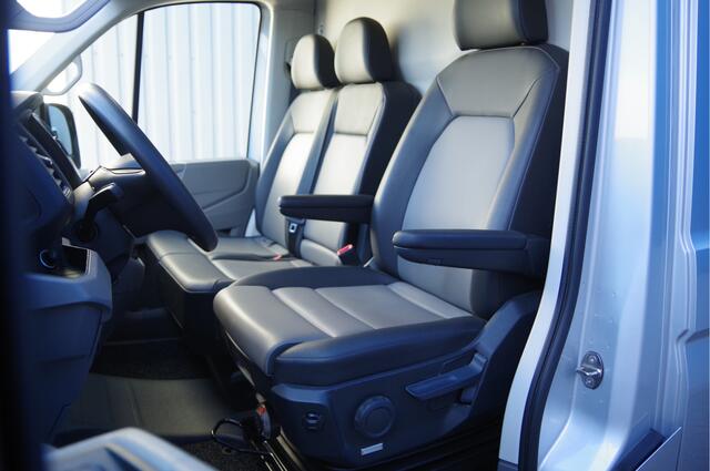 MAN TGE 3.180 35 2.0 L3H3 AUT. LED, LEDER, TREKHAAK, STOELVERWARMING, CAMERA, NAVI, CRUISE, CLIMA, PARKEERSENSOREN, VOORRUIT VERWARMING