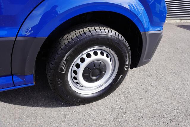 MAN TGE 180pk L3H3/L2H2 Trekhaak Apple Carplay 2-Zits Navigatie Cruise control Airco