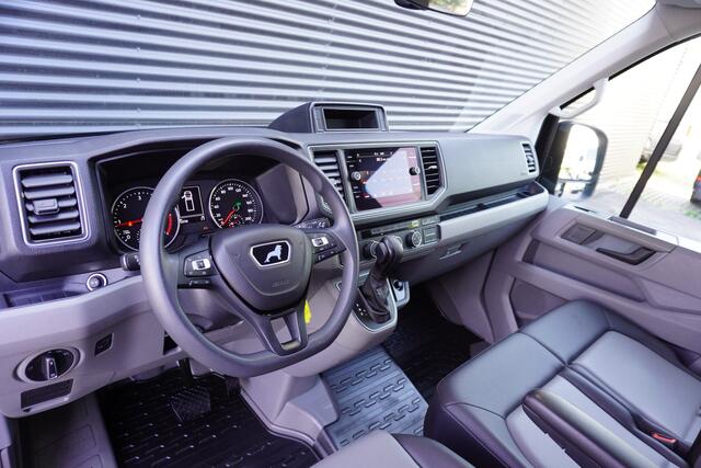 MAN TGE 5.160 160pk Automaat Dubbellucht Bakwagen 444x210x236 Laadklep Zijdeur Apple Carplay