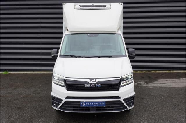 MAN TGE 6.180 180pk Automaat 5500kg koelwagen Thermo King Vleeshaken Lift Luchtvering Apple Carplay Navigatie Camera