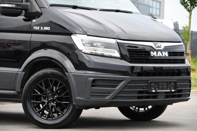 MAN TGE 3.180 35 2.0L5H3 Black Edition Camera, Adaptieve Cruise, Carplay, LED, Multimedia, 177pk, Automaat, Sensoren, Leder, Geveerde stoel, Trekhaak, Uniek!