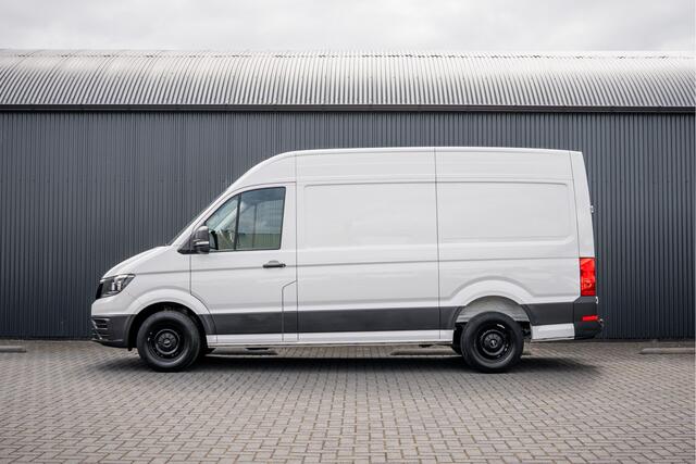 MAN TGE 2.0 TDI | L3H3 | 140 PK | 3-Zits | Trekhaak 3.0T | 1e Eigenaar | Camera | Carplay | Cruise | Airco | Trekhaak