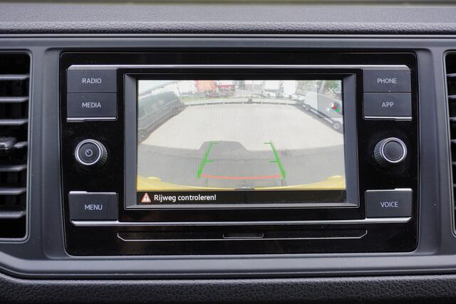 MAN TGE 180pk Automaat L3H3/L2H2 2x Schuifdeur Apple carplay Cruise control Camera Trekhaak