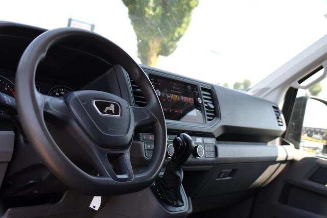 MAN TGE 3.140 35 2.0 L3H3 PB Edition Camera, Carplay, LED, Automaat, 140pk, Geveerde stoel, Trekhaak, Multimedia, Sensoren, Uniek!