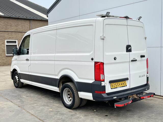 MAN TGE 5.180 2.0 TDI Automaat L3H2 Dubbellucht Cruise Control Climate Control 3,5t Trekhaak Navigatie Camera Kastwand Inbouw