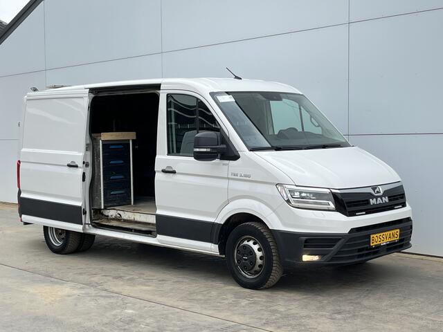 MAN TGE 5.180 2.0 TDI Automaat L3H2 Dubbellucht Cruise Control Climate Control 3,5t Trekhaak Navigatie Camera Kastwand Inbouw
