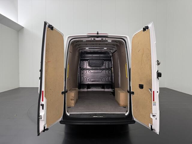 MAN TGE 2.0TDI 140PK Automaat L3H3 | Multimedia | Camera | 3-Zits | Betimmering | Airco | Cruise