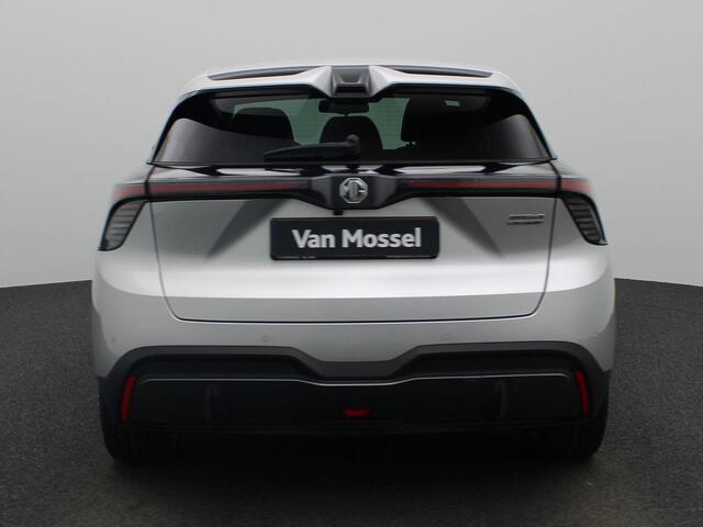 MG 4 MG4 64 kWh Luxury 204PK | Navigatie | Half-Lederen Bekleding | 360 Camera | Apple CarPlay & Android Auto
