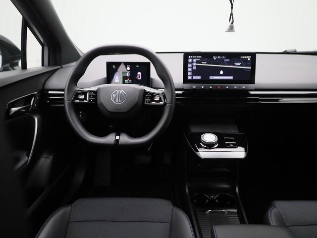 MG 4 MG4 64 kWh Luxury 204PK | Navigatie | Half-Lederen Bekleding | 360 Camera | Apple CarPlay & Android Auto