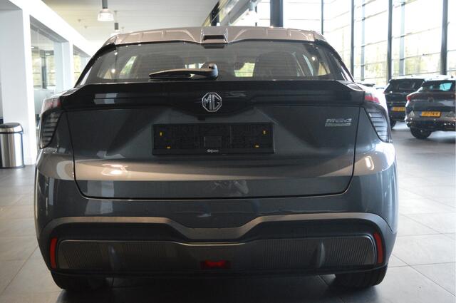 MG 4 Electric 51 kWh clima cruise camera led pdc 17 inch 170 pk !!