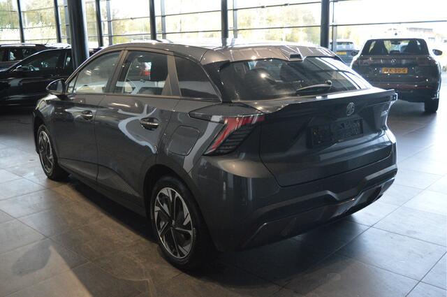 MG 4 Electric 51 kWh clima cruise camera led pdc 17 inch 170 pk !!