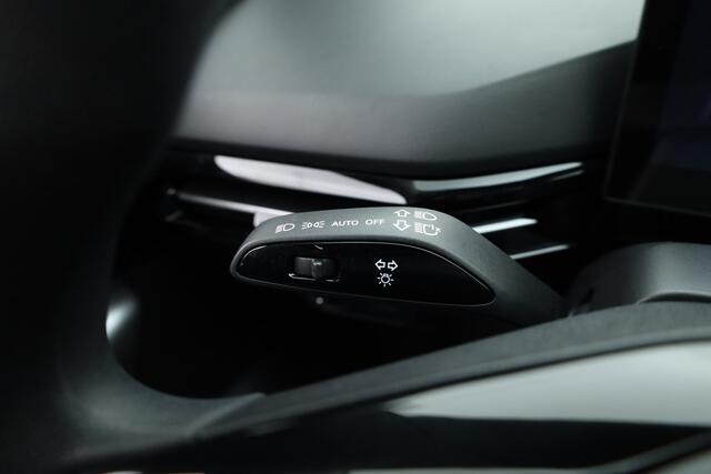 MG 4 MG4 Electric Standard 51 kWh | Dig. Cockpit | Nav + CarPlay | Adapt. Cruise | Camera | Dab | PDC | LED | ACC V