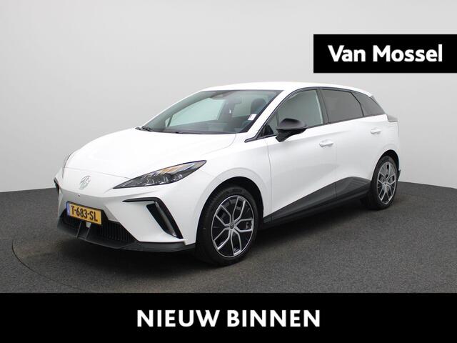 MG 4 MG4 Electric Luxury 64 kWh | Climate Control / ECC | Licht metalen velgen 18 inch | Cruise control Adaptive | Navigatie | Half lederen bekleding | Stoelverwarming | LED koplampen | Park Distance Control voor en achter | Achteruitrijcamera |