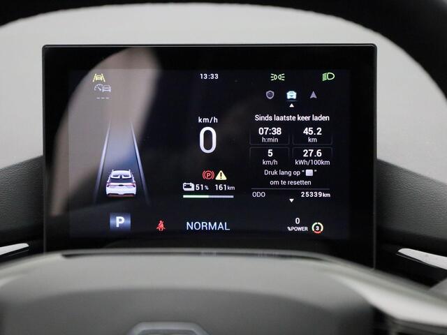 MG 4 MG4 Electric Luxury 64 kWh | Climate Control / ECC | Navigatie | Lederen bekleding grijs | Stoelverwarming | LED koplampen | Park Distance Control achter | Achteruitrijcamera |