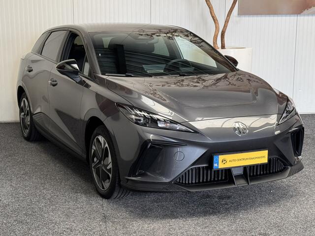 MG 4 MG4 ELECTRIC COMFORT LONG RANGE 64 KW 204 PK FABRIEKGARANTIE TOT 3031 !!! NAVIGATIE VIA APPEL CARPLAY/ANDROID ADAPTIVE CRUISE CONTROL RIJSTROOKSENSOREN KEYLESS GO PDC ZEER MOOI !!
