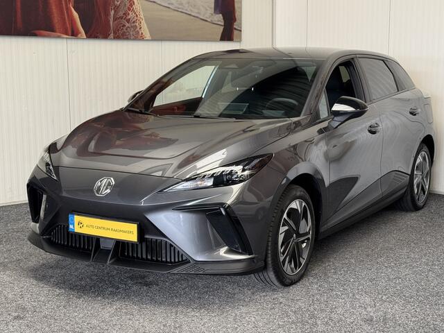 MG 4 MG4 ELECTRIC COMFORT LONG RANGE 64 KW 204 PK FABRIEKGARANTIE TOT 3031 !!! NAVIGATIE VIA APPEL CARPLAY/ANDROID ADAPTIVE CRUISE CONTROL RIJSTROOKSENSOREN KEYLESS GO PDC ZEER MOOI !!