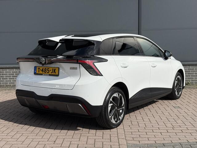 MG 4 MG4 Electric Luxury 64 kWh / Eerste Eigenaar / Stoel+Stuur Verwarming / Navigatie / 360º Camera / Elektrische Bestuurders Stoel / Keyless /