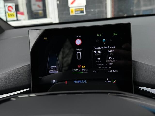 MG 4 MG4 Electric Luxury 64 kWh | Achterruitverwarming | Achteruitrijcamera | Cruise control adaptief