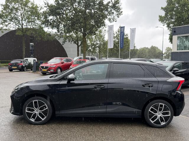 MG 4 MG4 Electric Luxury 64 kWh | 360 CAMERA| 7 JAAR MG GARANTIE T/M 07-2031| ELEK. STOEL| DODE HOEK SENSOR| STOEL + STUURVERWARMING| ADAPTIVE CRUISE CONTROL |
