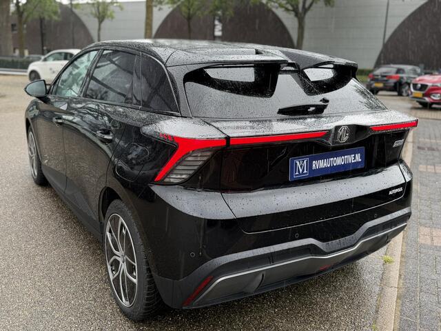 MG 4 MG4 Electric Luxury 64 kWh | 360 CAMERA| 7 JAAR MG GARANTIE T/M 07-2031| ELEK. STOEL| DODE HOEK SENSOR| STOEL + STUURVERWARMING| ADAPTIVE CRUISE CONTROL |