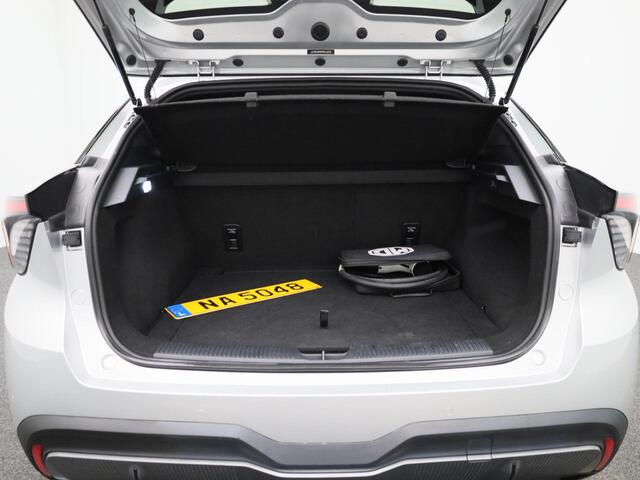 MG 4 MG4 64 kWh Luxury | Elektrisch verstelbare stoel | Camera | Carplay |
