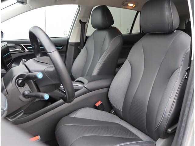 MG 5 MG5 Electric Long Range Luxury 61 kWh | Leder | Trekhaak | 360 Camera