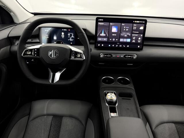 MG 5 MGS5 EV Luxury 64 kWh Nieuw 360 Camera, Navi, Rijstrook correctie, Stoelverwarming, Elektrische achterklep, Half leder, 7 Jaar garantie