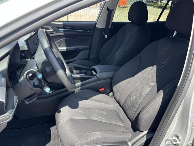 MG 5 MG5 Electric Extended Range 61KWh Comfort | Rijklaar incl garantie geleverd! |