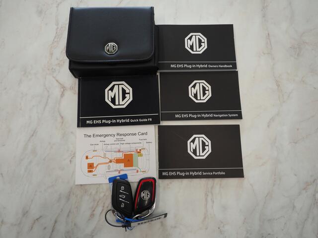 MG EHS 1.5 TGDI Luxury | Panoramadak | Adaptive Cruise | Sportstoelen | 360 | Keyless | Carplay