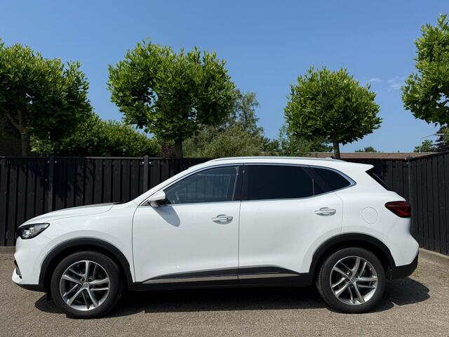 MG EHS 1.5 TGDI Luxury 360 camera PANO ACC
