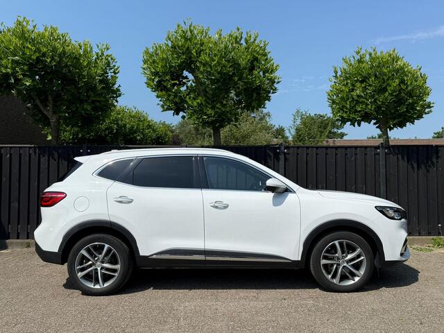 MG EHS 1.5 TGDI Luxury 360 camera PANO ACC