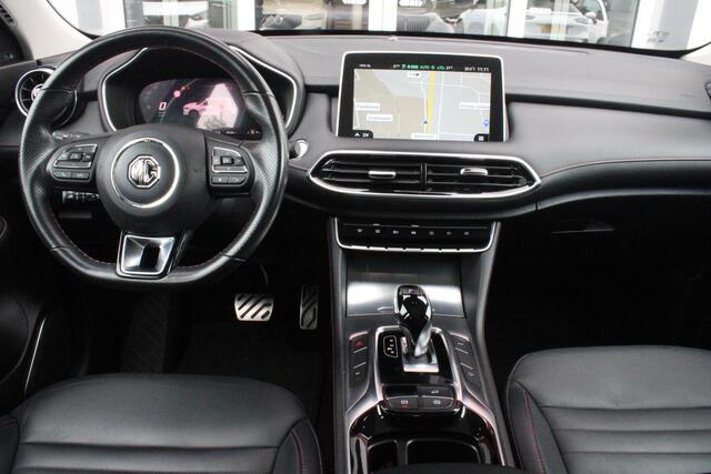MG EHS 1.5 TGDI 260PK AUTOMAAT LUXURY | AFNEEMBARE TREKHAAK | PANORAMISCH SCHUIF/KANTEL DAK | ELEKTRISCHE STOELEN | APPLE CARPLAY/ANDROID AUTO | 360° CAMERA | KEYLESS ENTRY/START | STOEL VERWAMING | ALL SEASON BANDEN | ELEKTRISCHE ACHTERKLEP | ADAPTIVE CRUISE CO