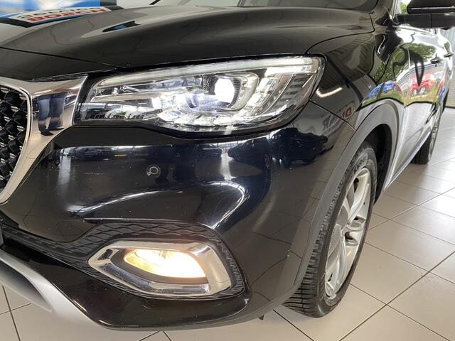 MG EHS 1.5 TGDI Luxury Panoramadak /