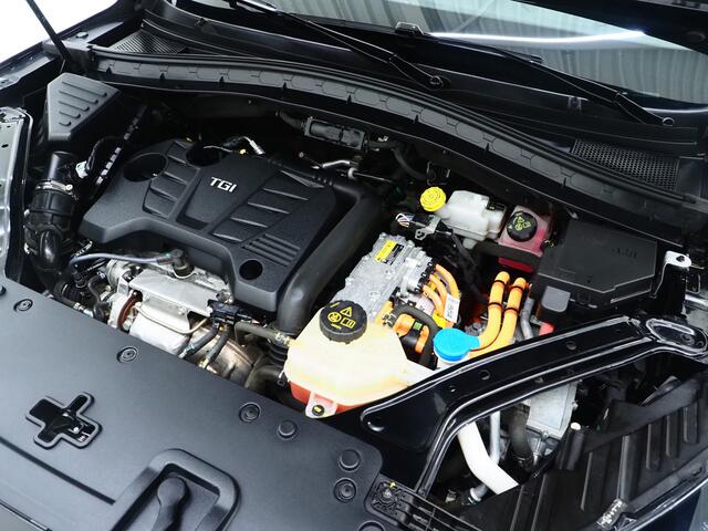 MG EHS 1.5 TGDI Luxury | Panoramadak | Adaptive Cruise | Sportstoelen | 360 | Keyless | Carplay