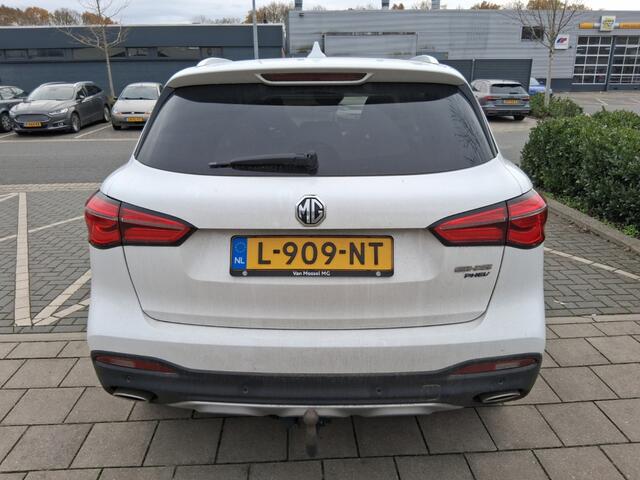 MG EHS 1.5 TGDI Luxury