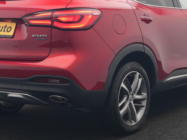 MG EHS 1.5 TGDI Luxury Plug In Hybrid 258pk PHEV | Panodak | Adaptive Cruise | 360 Camera | Lederen Sportstoelen Verwarmd | Sfeerverlichting | Keyless | Apple Carplay | Blis | Navigatie | Virtual | DAB |