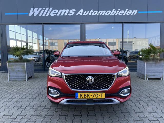 MG EHS 1.5 TGDI Luxury Panoramadak , Adaptive Cruise Control, Trekhaak