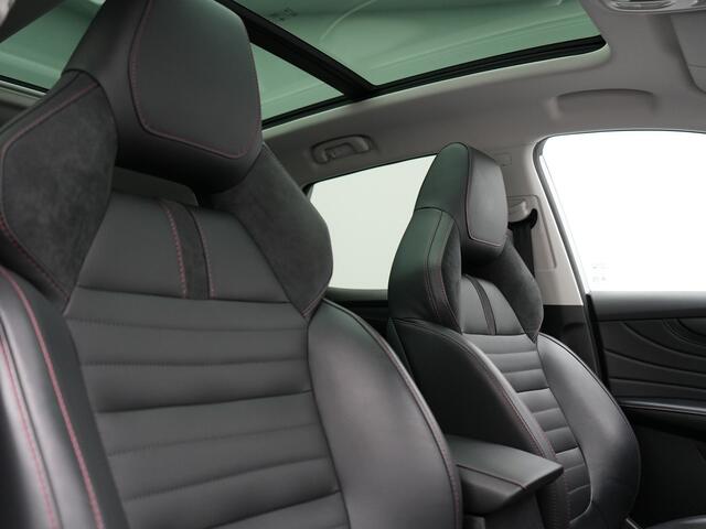 MG EHS 1.5 TGDI Luxury PHEV 258pk Dealer O.H | Panodak | Adaptive Cruise | 360 Camera | Sfeerverlichting | Lederen Sportstoelen Verwarmd | Apple Carplay | Keyless | LED Koplampen | Virtual | Navigatie | DAB | Plug In Hybrid |