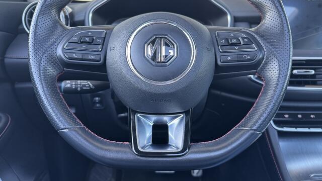 MG EHS 1.5 TGDI Luxury | Pano | Leer | 360 Camera | Navi