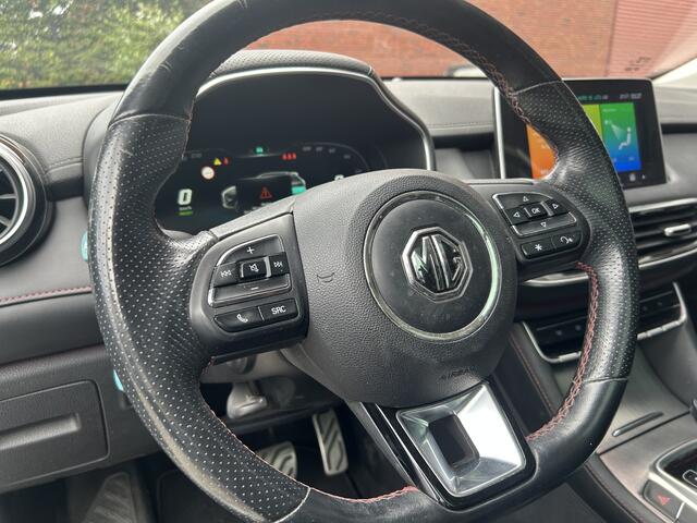 MG EHS 1.5 TGDI Luxury // SCHUIF-KANTELDAK // 360 CAMERA // ADAPT. CRUISE // ELEK.STOELEN+KLEP // DODEHOEK // KEYLESS